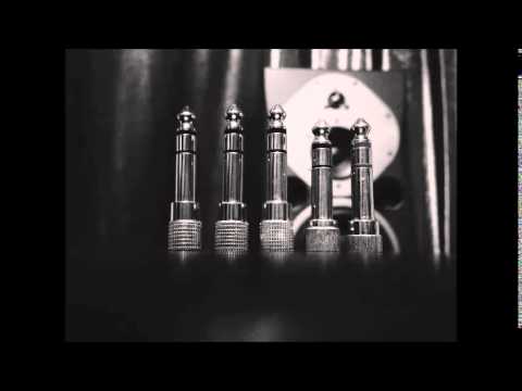 Diamos Roll ft. Rusya - Last Night (iiiii eyes Remix)