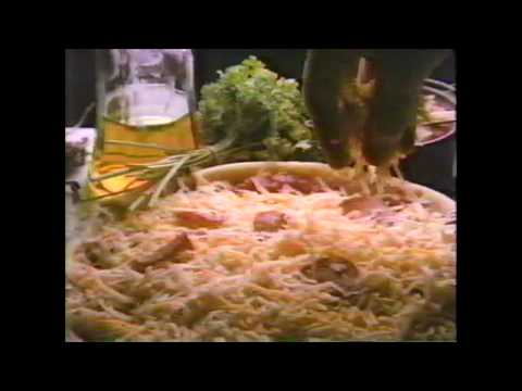 Pizza Hut's Priazzo Roma Pie Commercial