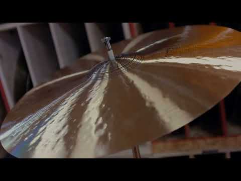 Paiste 20" Signature Traditionals Thin Crash 1807g - Video Demo image 4