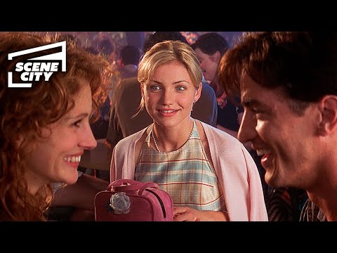 Kimmy Sings at the Karaoke | My Best Friend's Wedding (Julia Roberts, Cameron Diaz, Dermot Mulroney)