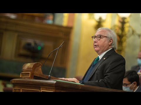 Manuel Castells, el ministro de Podemos que más aplaudía a Pedro Sánchez