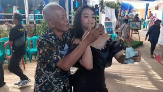 Download lagu KAKEK #viral Menang banyak saat nyawer biduan mp3