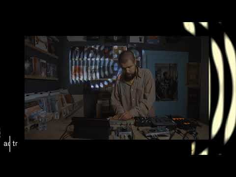 [93] fesikl mikensky | live @ dig store