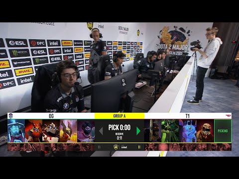 rare Miracle footage at Major (he's filming strats for next dpc season)