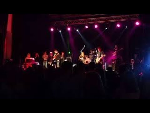 download lagu mp3 mp4 Tritonal Christmas Session 2018, download lagu Tritonal Christmas Session 2018 gratis, unduh video klip Tritonal Christmas Session 2018