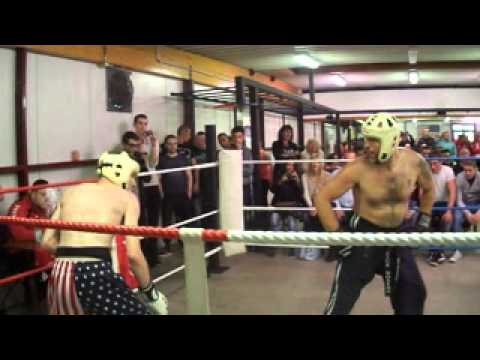 FULL CONTACT KICKBOXING   PASCAL WOLLWERT vs FREDERIC VANMEEL   ROUND 4