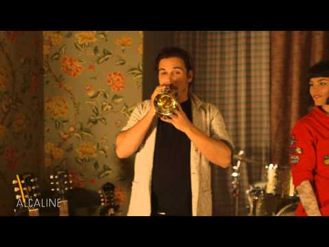 Alcaline, le Mag : Teaser The Dø, pros de la trompette de poche