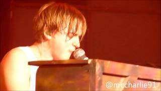 McFLY - Don&#39;t Stop Me Now (Live In Reading) FRONT ROW HQ