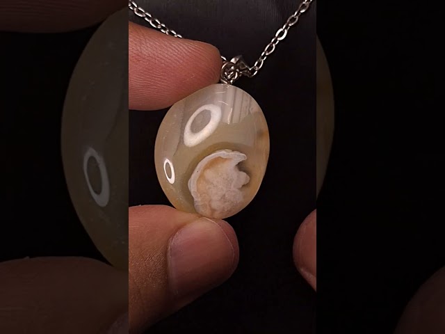 اكسسوار تعليقة حجر عقيق ورد الربيع الطبيعي