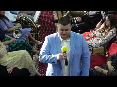 Răzvan Cucer  - Copilule cu ochi senini