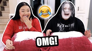 THE FLOUR CHALLENGE W/ MY TWIN!