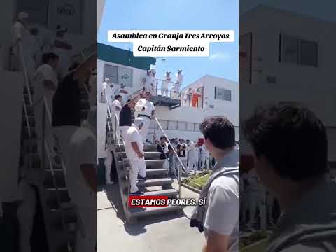 asamblea en medio de la huelga de Granja Tres Arroyos Capitán Sarmiento #noticias #reformalaboral