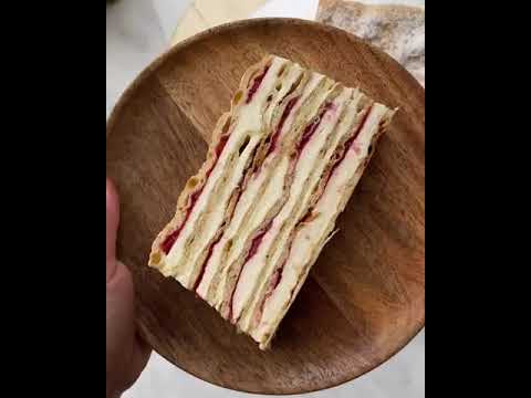 Plombir Cake Recipe (recipe in description)