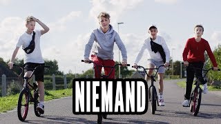 NIEMAND