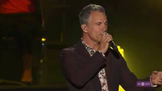 Bruno Pelletier - Le Temps Des Cathedrales (Fête nationale de l'Acadie)