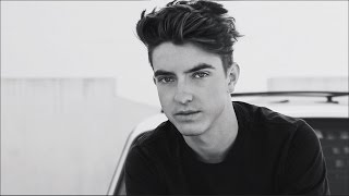 "Girls Love Beyonce" Remix - Official Music Video (Gabe Reali)