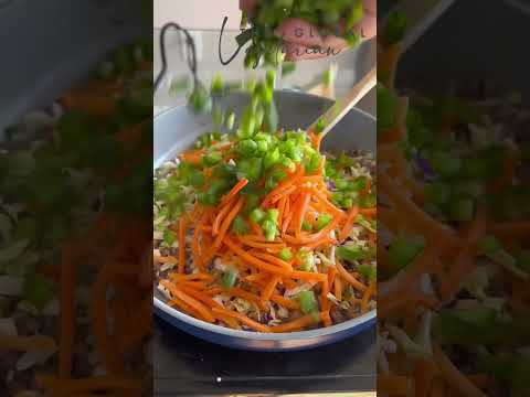 BEST Vegetarian/Vegan Gyoza Recipe that you NEED to make! #food #shorts #recipes