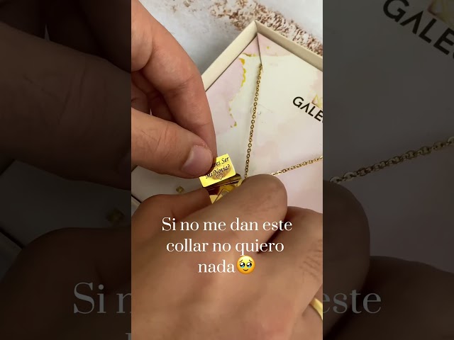 Vídeo relacionado con Chaks - Collar Miércoles, collar oficial con colgante, joya con piedras negras, accesorios para góticos y cosplay