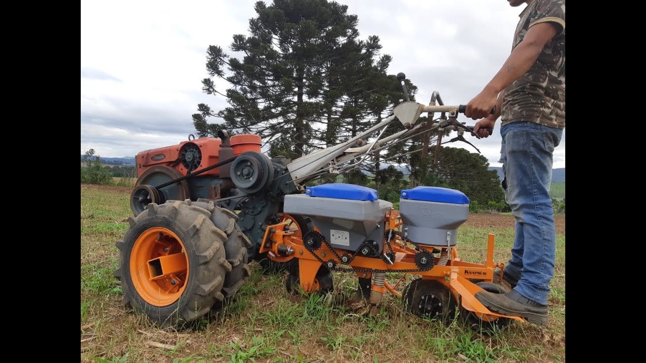 Plantadeira para o Tobata