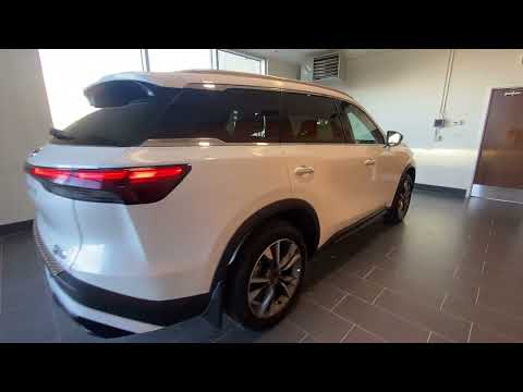 2025 INFINITI QX60 LUXE