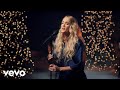 Carrie Underwood - O Come All Ye Faithful (2021 Santa Claus Parade)