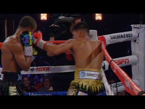 Rojas' three punch combination earns him a KO