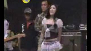 Download lagu Welcome To My Paradise (Nena Fernanda-Monata) mp3
