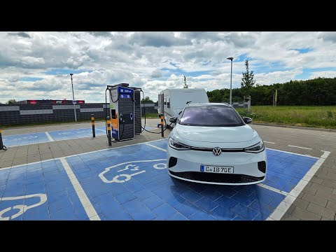 Reise nach Finnland mit VW ID 4 GTX und Wohnwagen