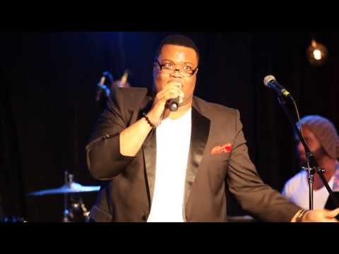 TERRELL HUNT - Give Him Glory (The Remix) Live