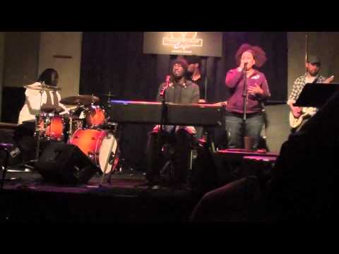 Chantae Cann Sings "Right There" w/The Mike Hicks Experiment