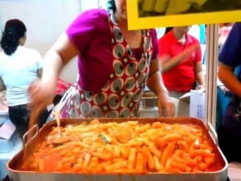 CEBU | Nakikipyesta sa mga Koreano