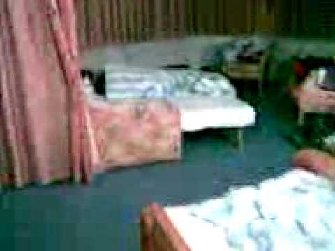 Il Biondo che dorme nel lettino