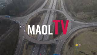 Vältrafikerad rondell över motorväg