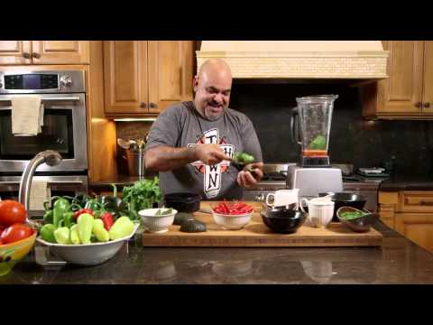 How to: Make SPICY Guacamole - Carlito's Cooking Adventures