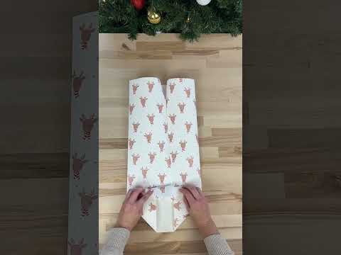 The perfect gift wrapping helper ❣️ #wrapping #giftideas #christmas #giftwrapping #howto #giftideas