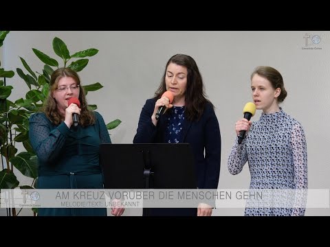 Am Kreuz vorüber die Menschen gehn