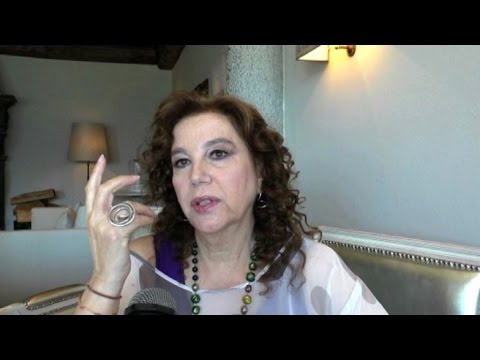 Da Il bagno a Questioni di Karma, Sandrelli: "Uno alla volta"