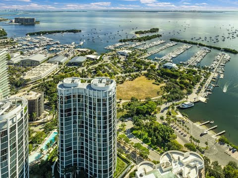 The Jills Zeder Group presents 2811 S Bayshore Dr, Miami, FL 33133, USA