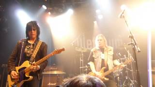 RHINO BUCKET - Train Ride - Paris 2013