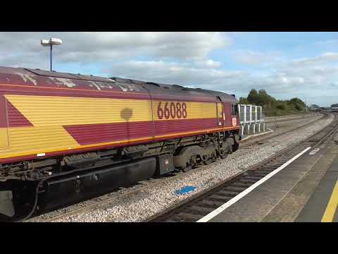 DB Cargo UK Class 66 no: 66088 @ Banbury {692Y} 03/10/2017.