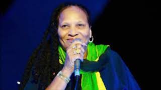 Thievery Corporation &amp; Sister Nancy Originality