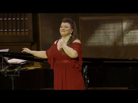 Любовь Петрова / Lyubov Petrova