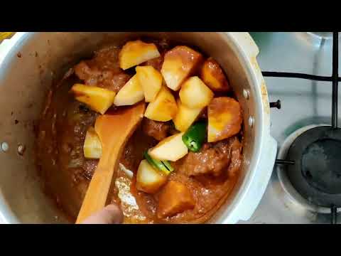 Recipe Of Alu Mutton By Simmi in the kitchen | Kuwait