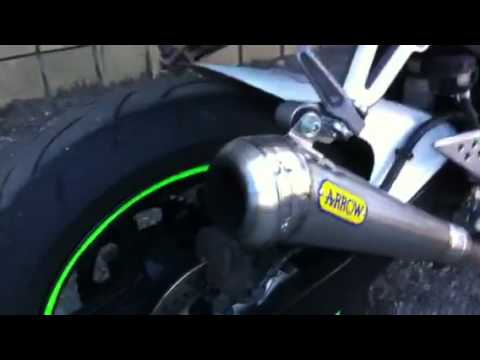 Z750 bianco opaco con scarico Arrow