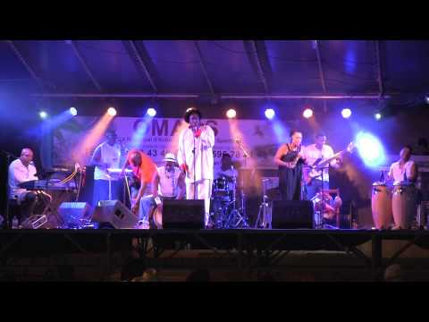 Max Mona  chante "An Ti Chandel" (A/C Eugène Mona)