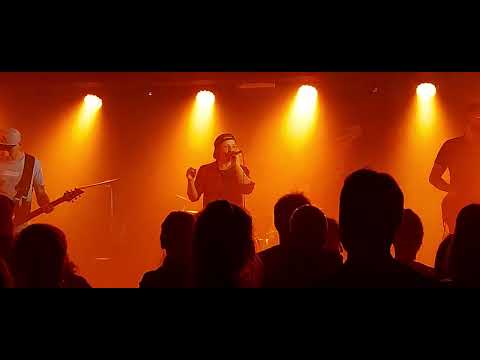 Hoodermaniax - Lost in the Desert - Hoodermaniax (live in Rock Café Prague 16. 