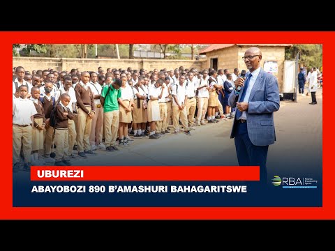 Abayobozi b'Ibigo by'Amashuri 890 bahagaritswe mu nshingano zabo | REB yasobanuye impamvu