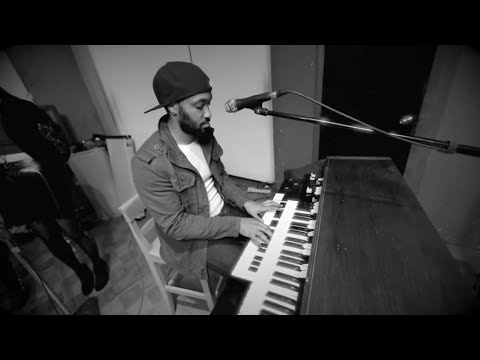 Phred Brown (from Bruno Mars' band), Miki Santamaria & friends - Live studio session