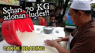 Download lagu Sehari Habis 70 Kilo Adonan!! ODADING / Kue Bantal - Jajanan Bandung mp3