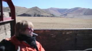 preview picture of video 'Hitchhiking in the middle of Mongolia'
